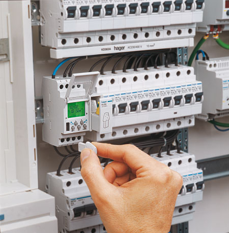 Digitální spínací hodiny cronotec Digitální spínací hodiny cronotec