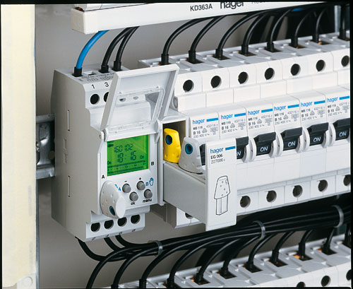 Digitální spínací hodiny cronotec Digitální spínací hodiny cronotec